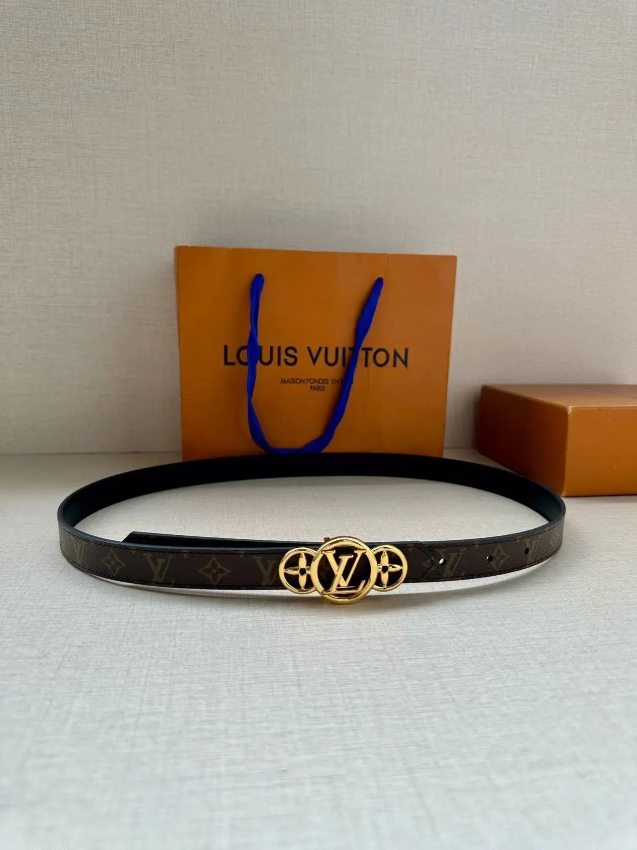  Louis Vuitton Gucci...Belt