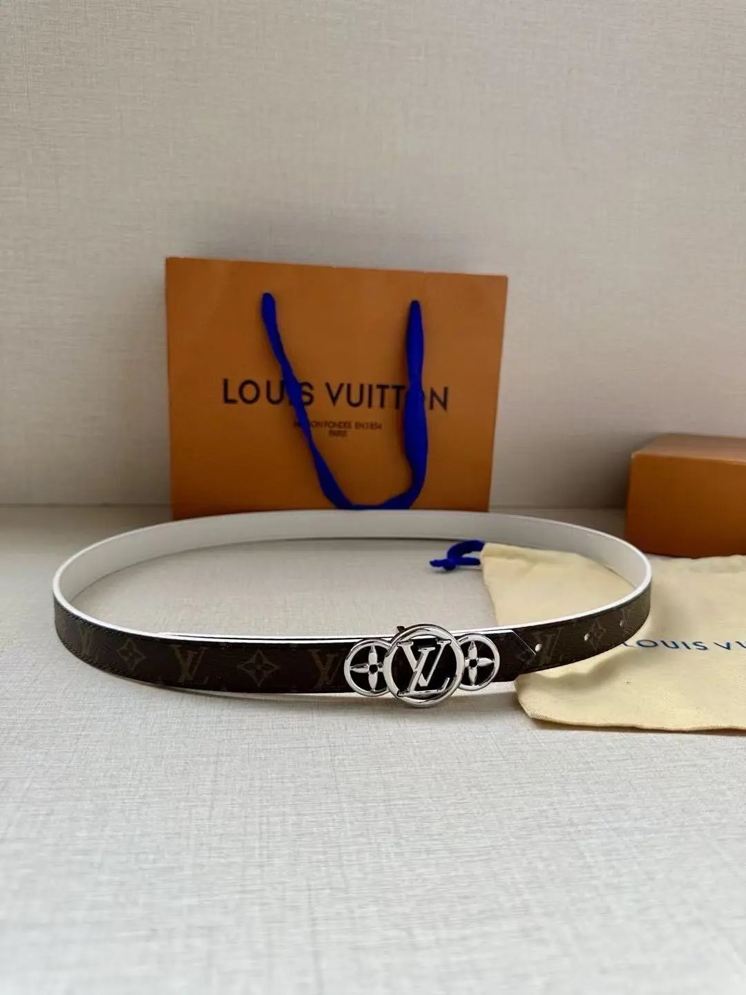  Louis Vuitton Gucci...Belt
