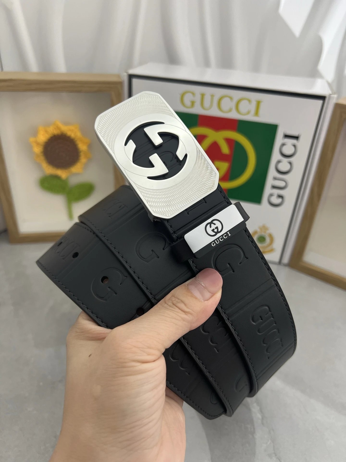 Louis Vuitton Gucci...Belt