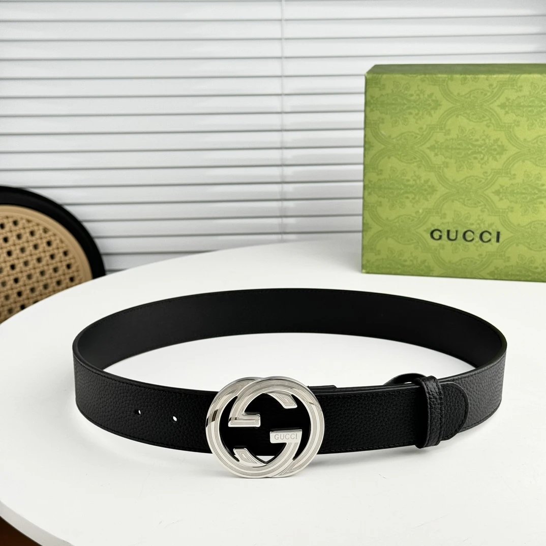 Louis Vuitton miu miu...Belt