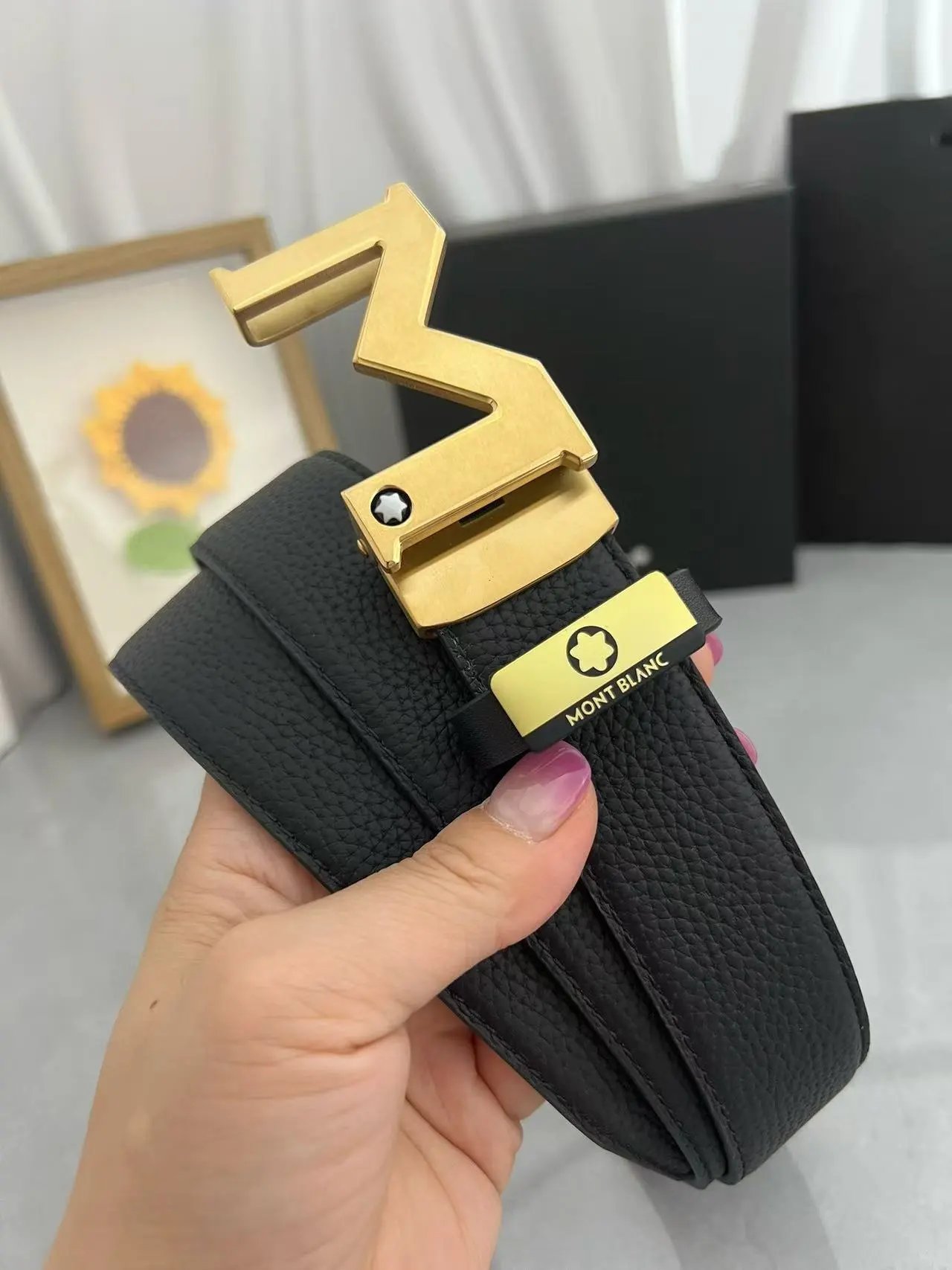  Louis Vuitton Gucci...Belt