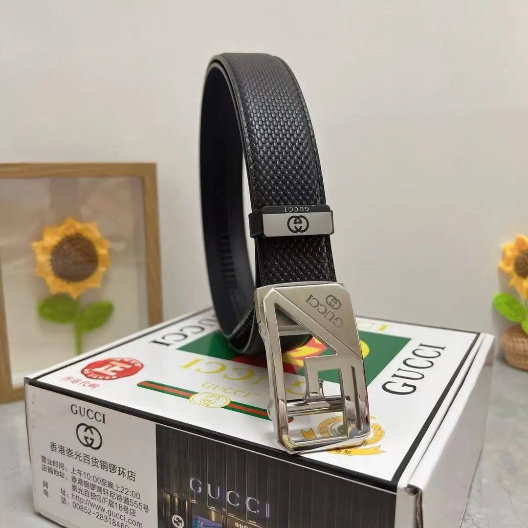  Louis Vuitton Gucci...Belt
