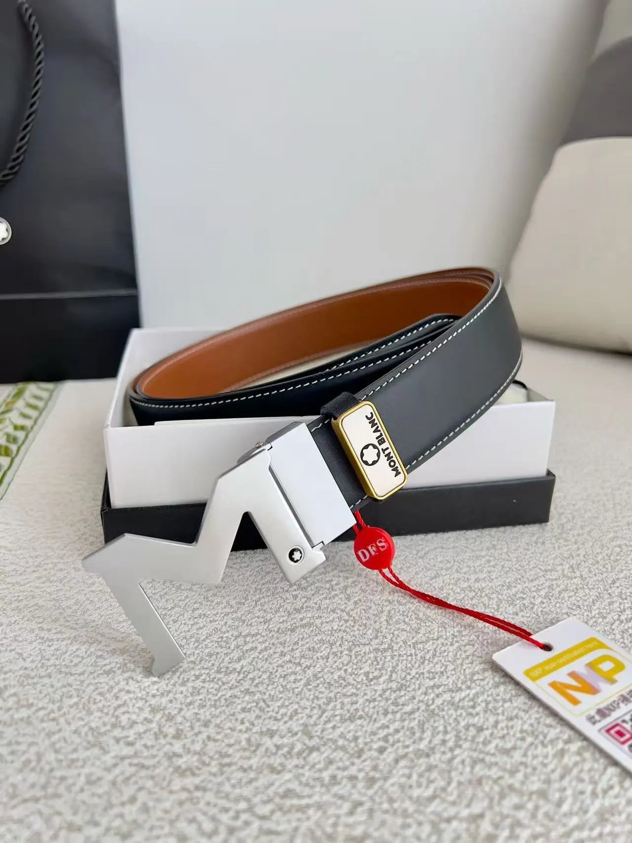  Louis Vuitton Gucci...Belt