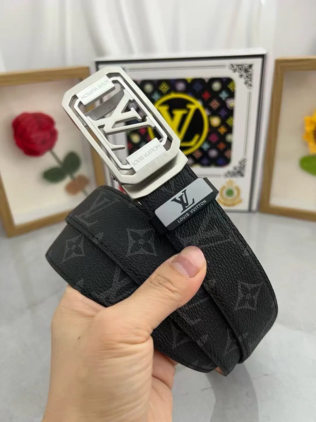  Louis Vuitton Gucci...Belt