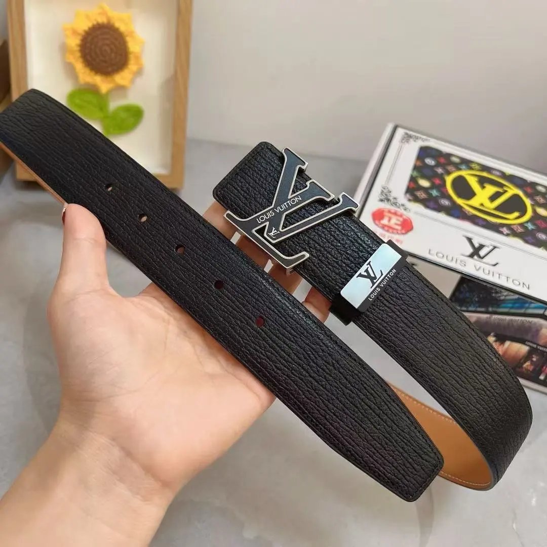  Louis Vuitton Gucci...Belt