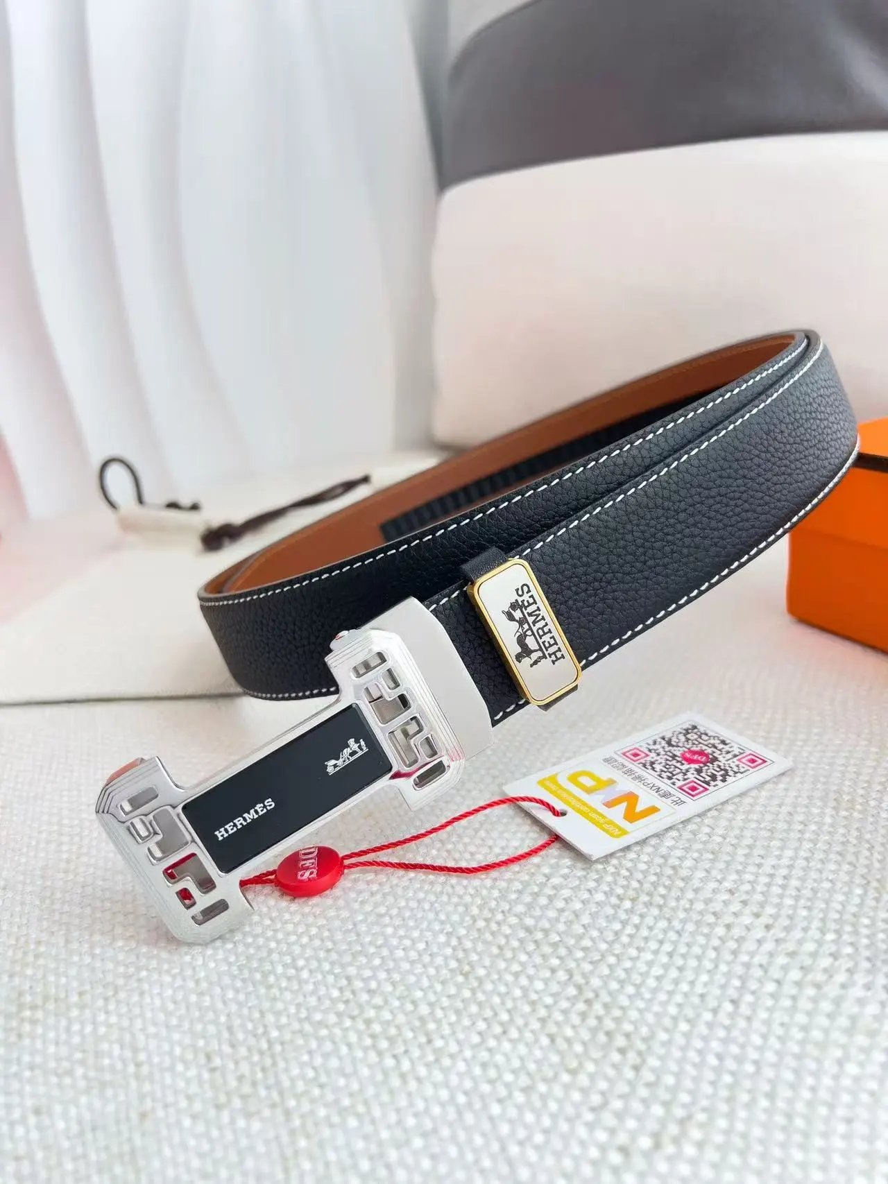  Louis Vuitton Gucci...Belt