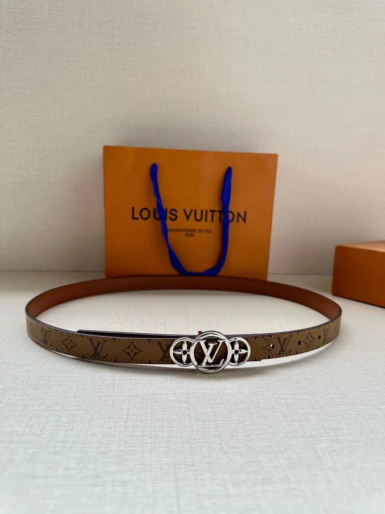  Louis Vuitton Gucci...Belt