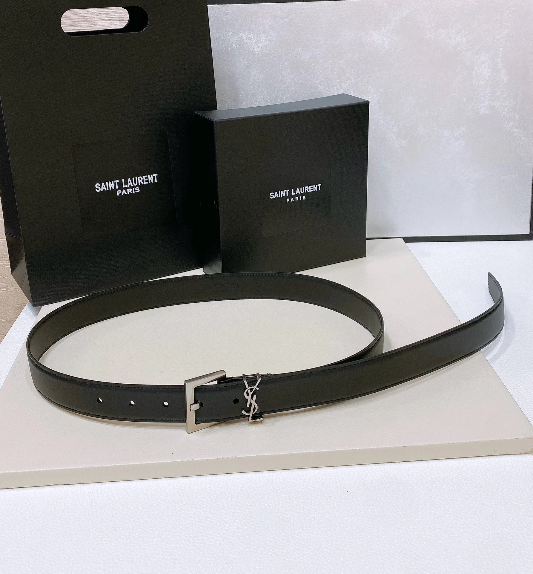 Saint Laurent Belt