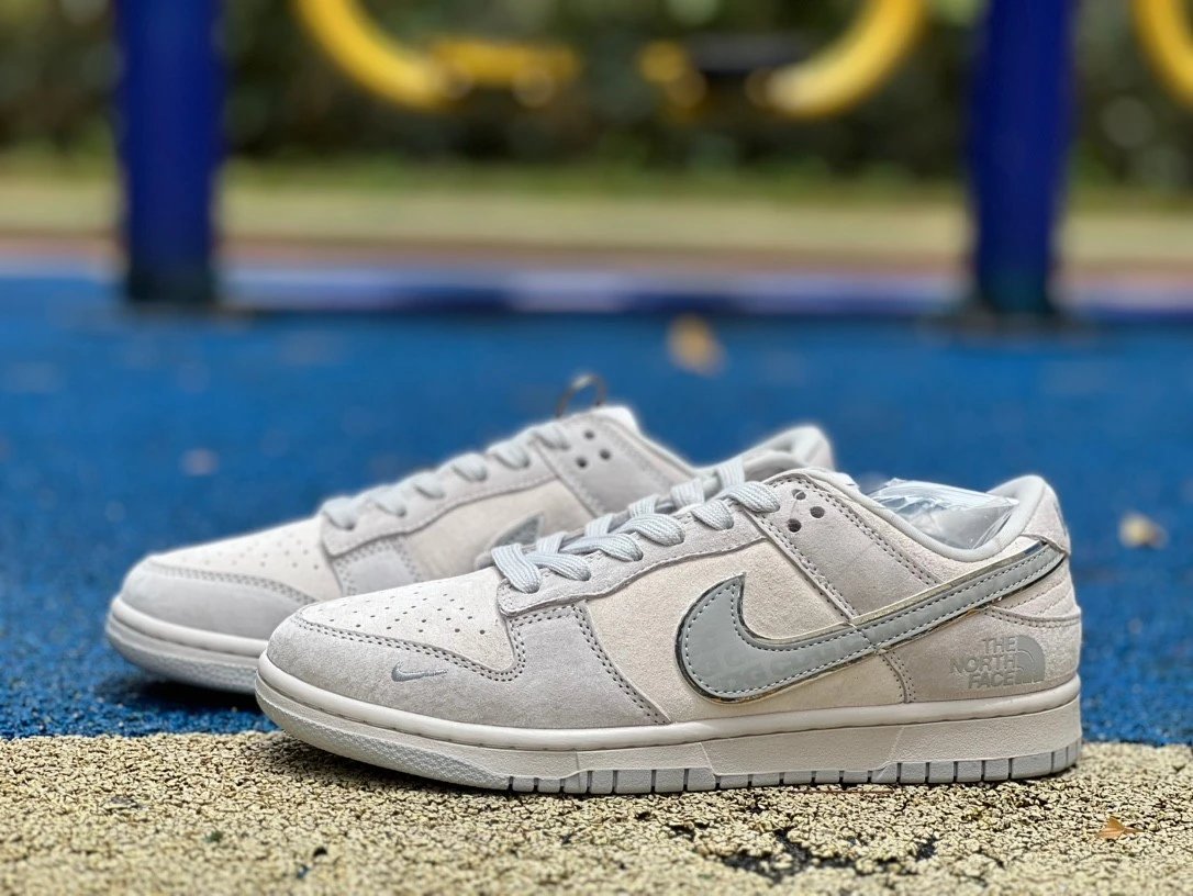 Nike Dunk Low Retro