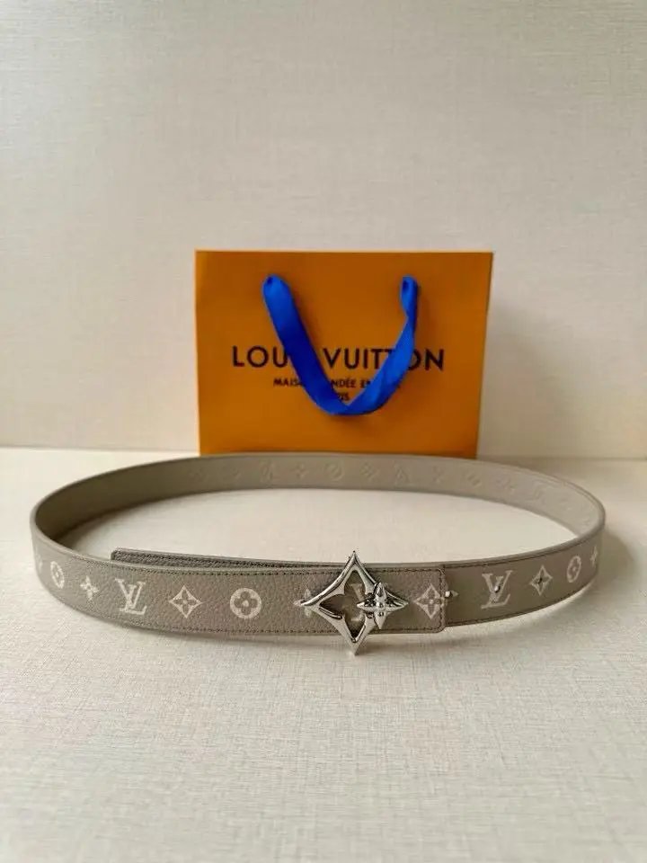  Louis Vuitton Gucci...Belt