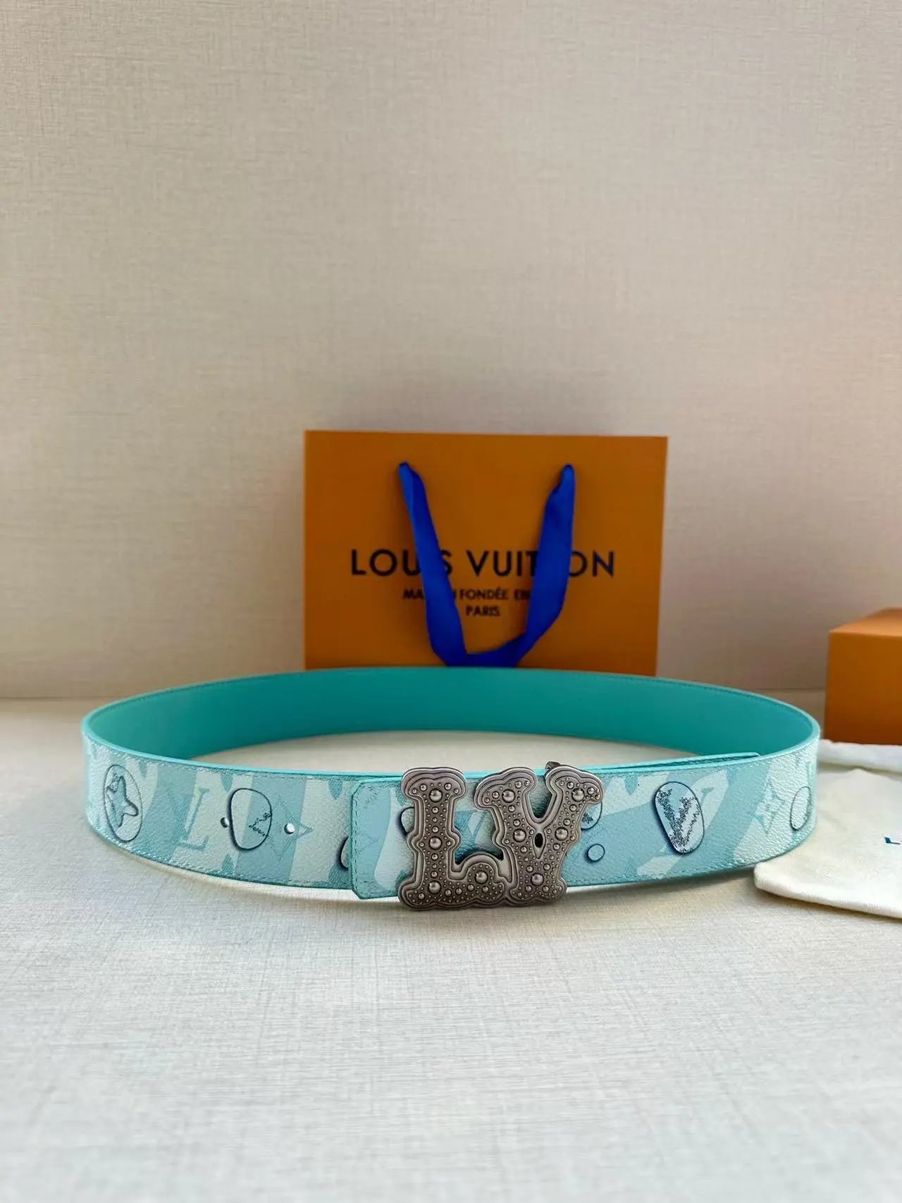 Fendi  Louis Vuitton...Belt