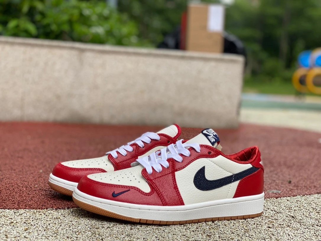Jordan 1 Low