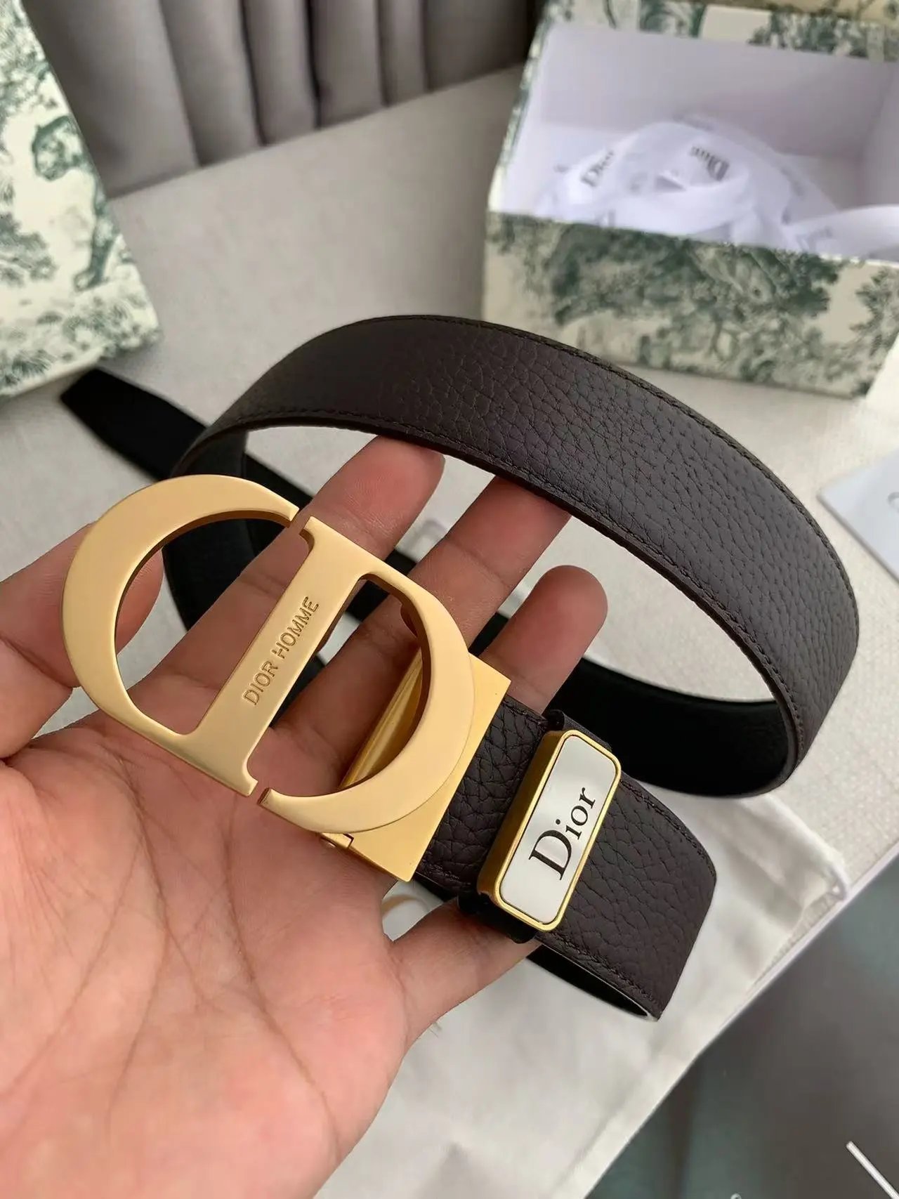  Louis Vuitton Gucci...Belt