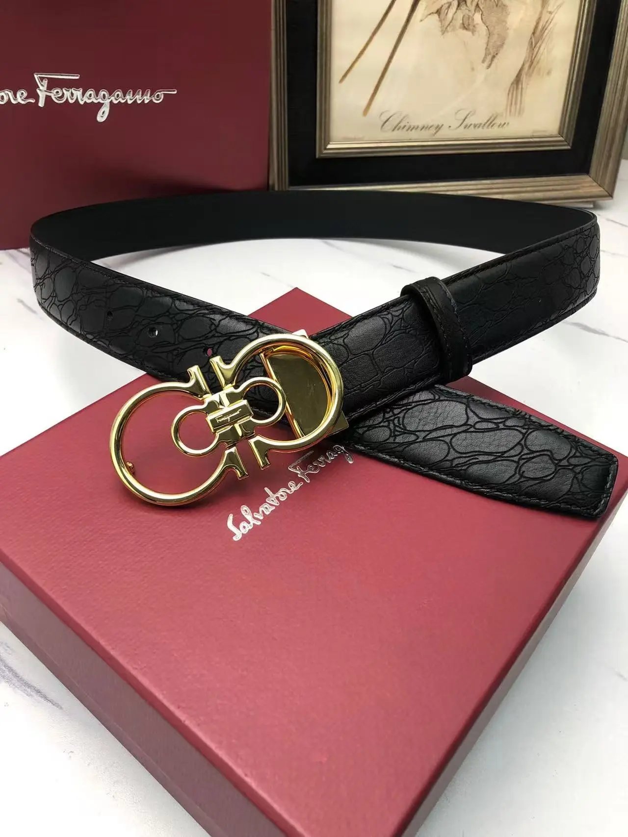 Gucci  Louis Vuitton...Belt