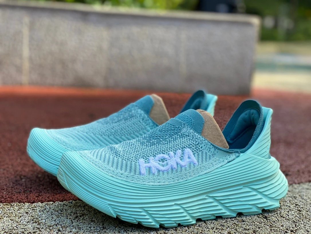 HOKA ONE ONE Restore TC 