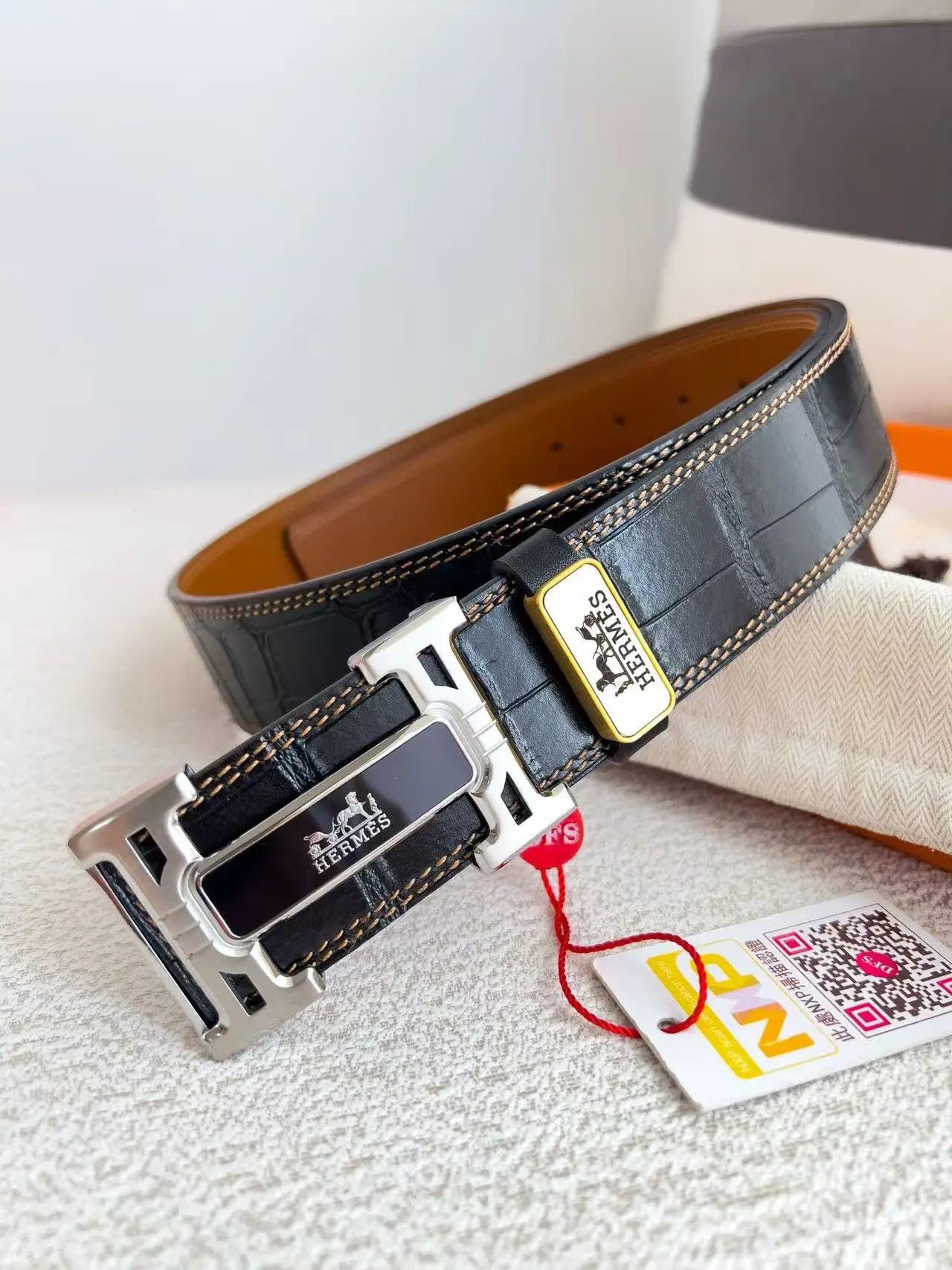  Louis Vuitton Gucci...Belt