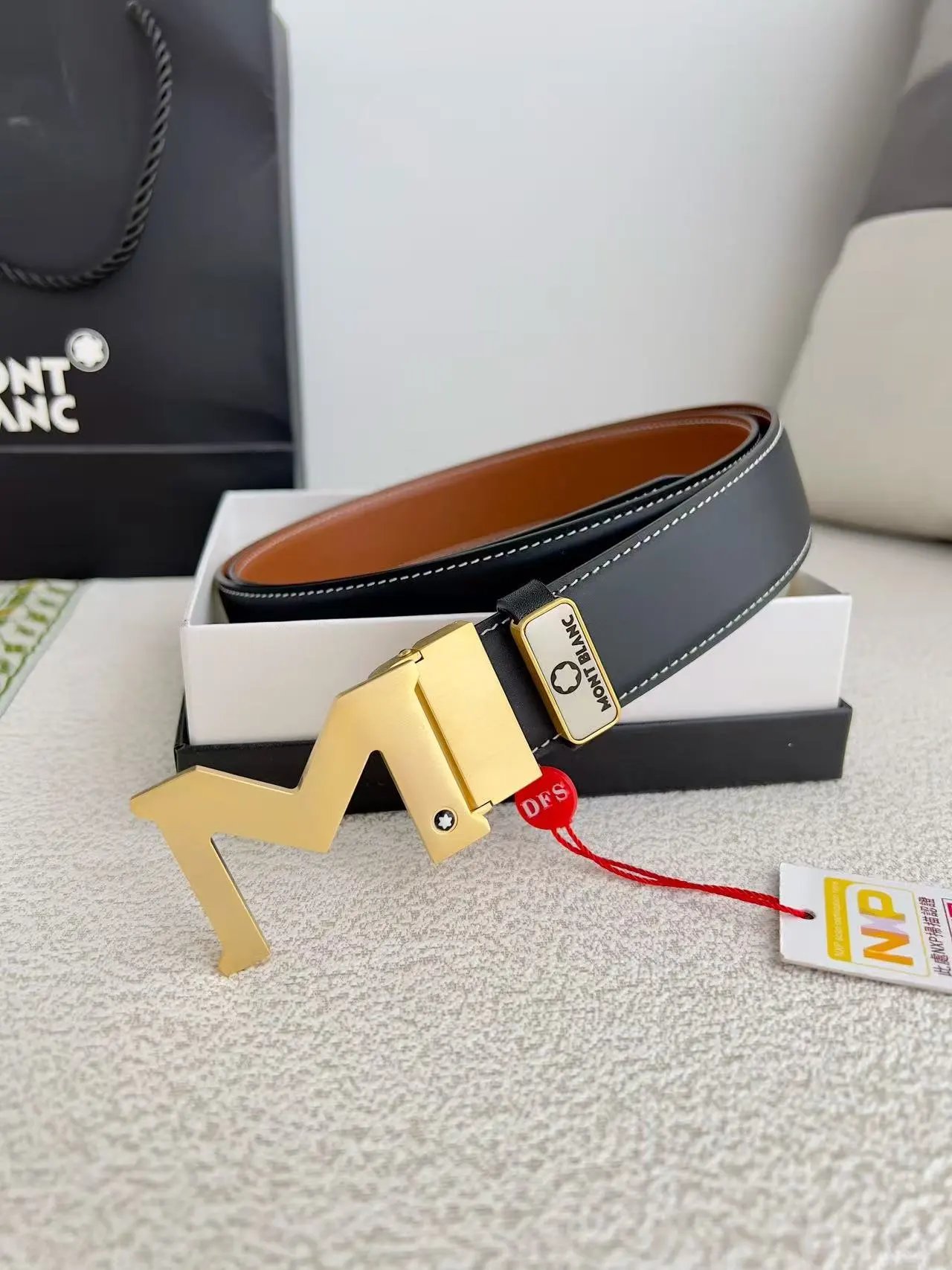  Louis Vuitton Gucci...Belt