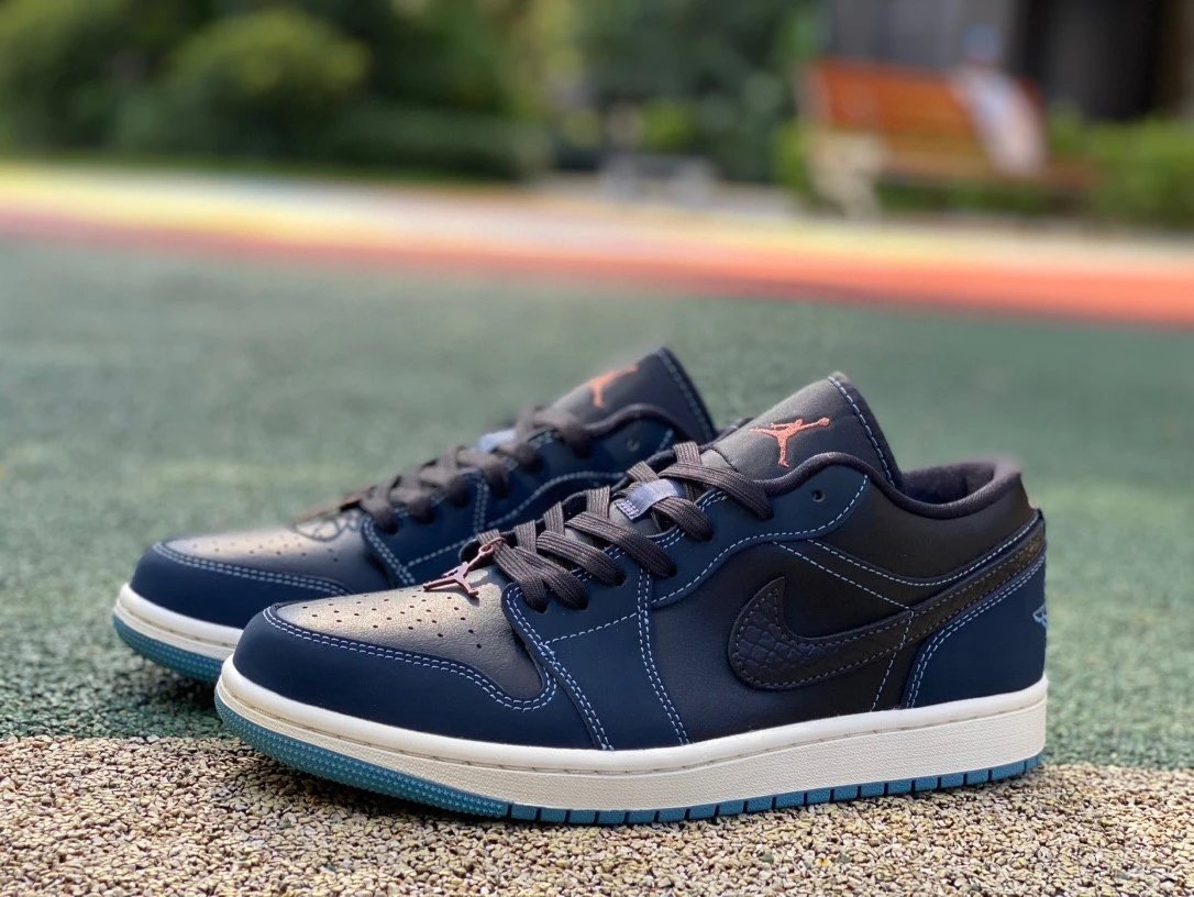 Jordan 1 Low