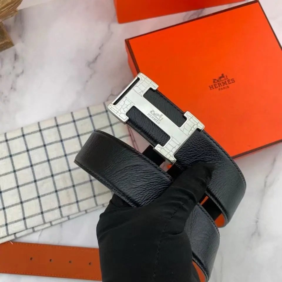  Louis Vuitton Gucci...Belt