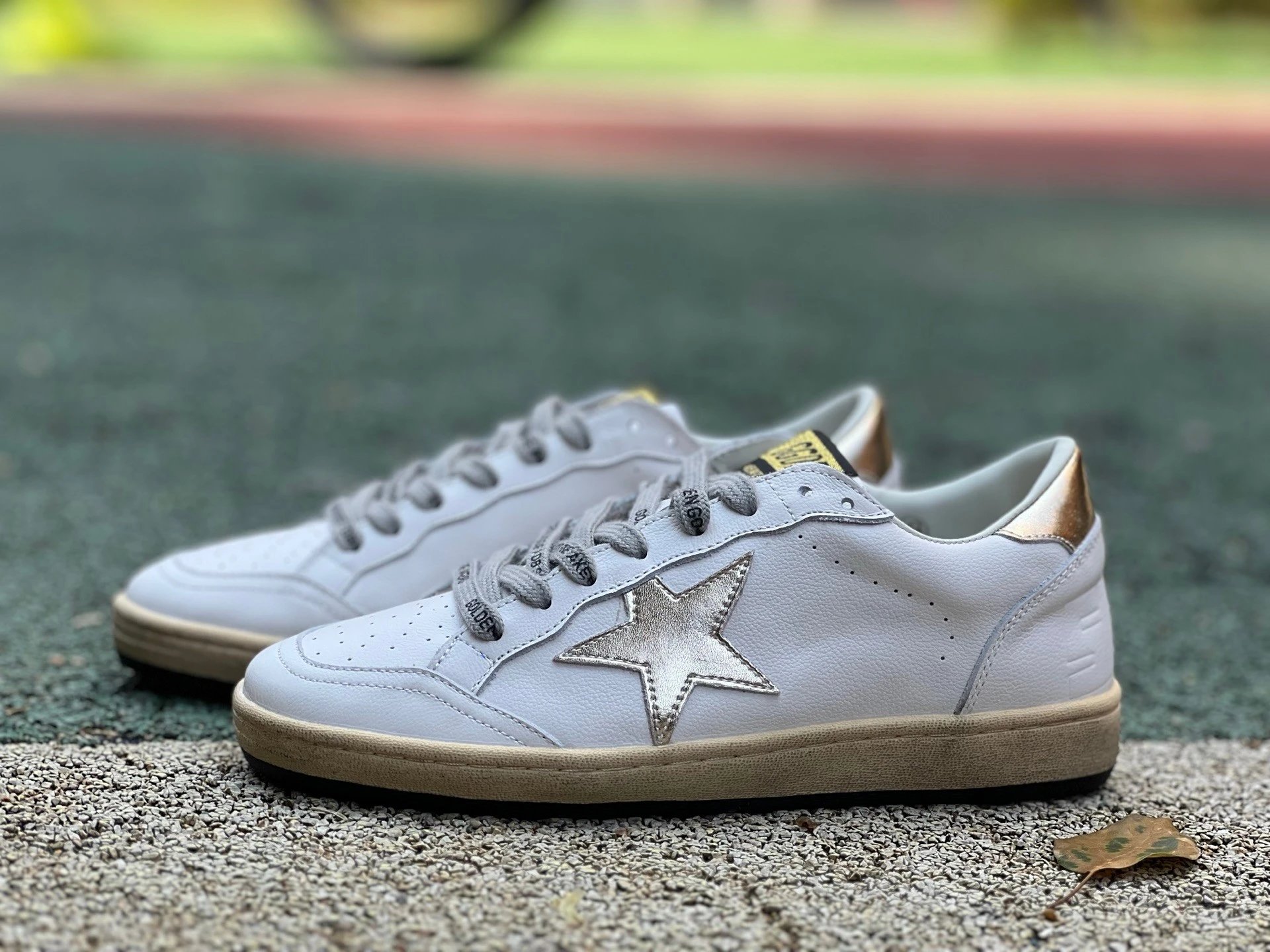 Golden Goose Super-Star