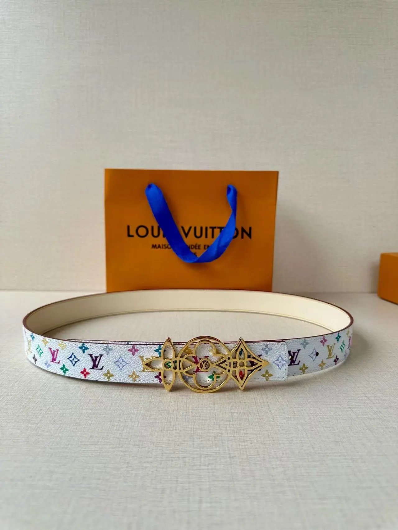  Louis Vuitton Gucci...Belt