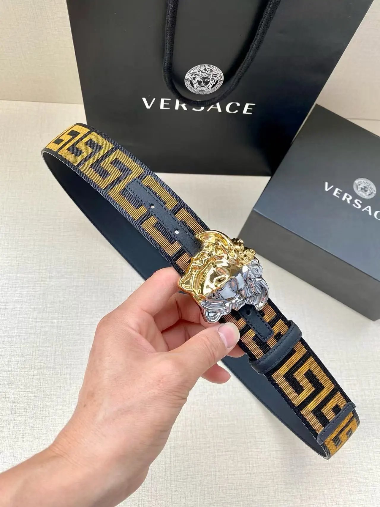  Louis Vuitton Gucci...Belt