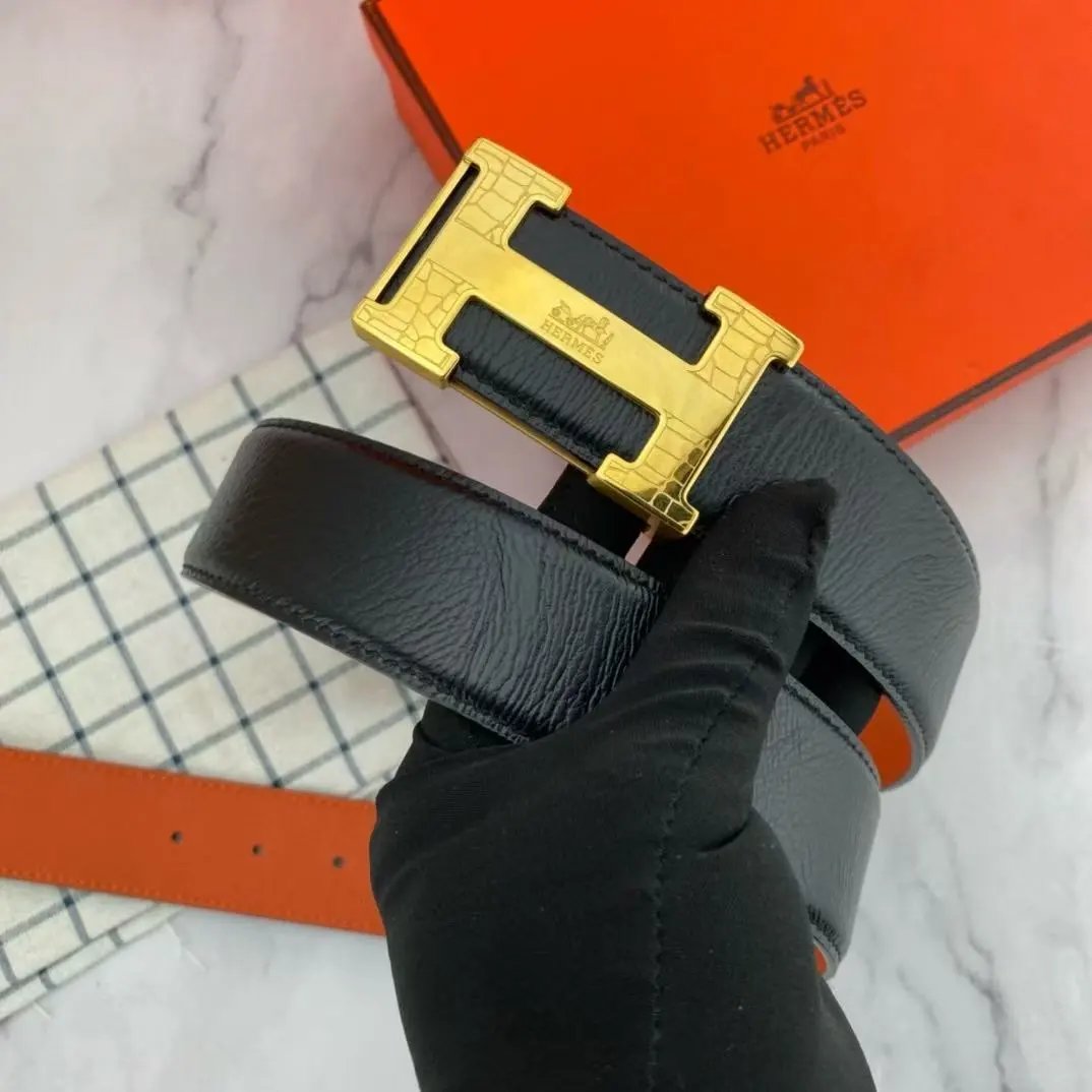  Louis Vuitton Gucci...Belt
