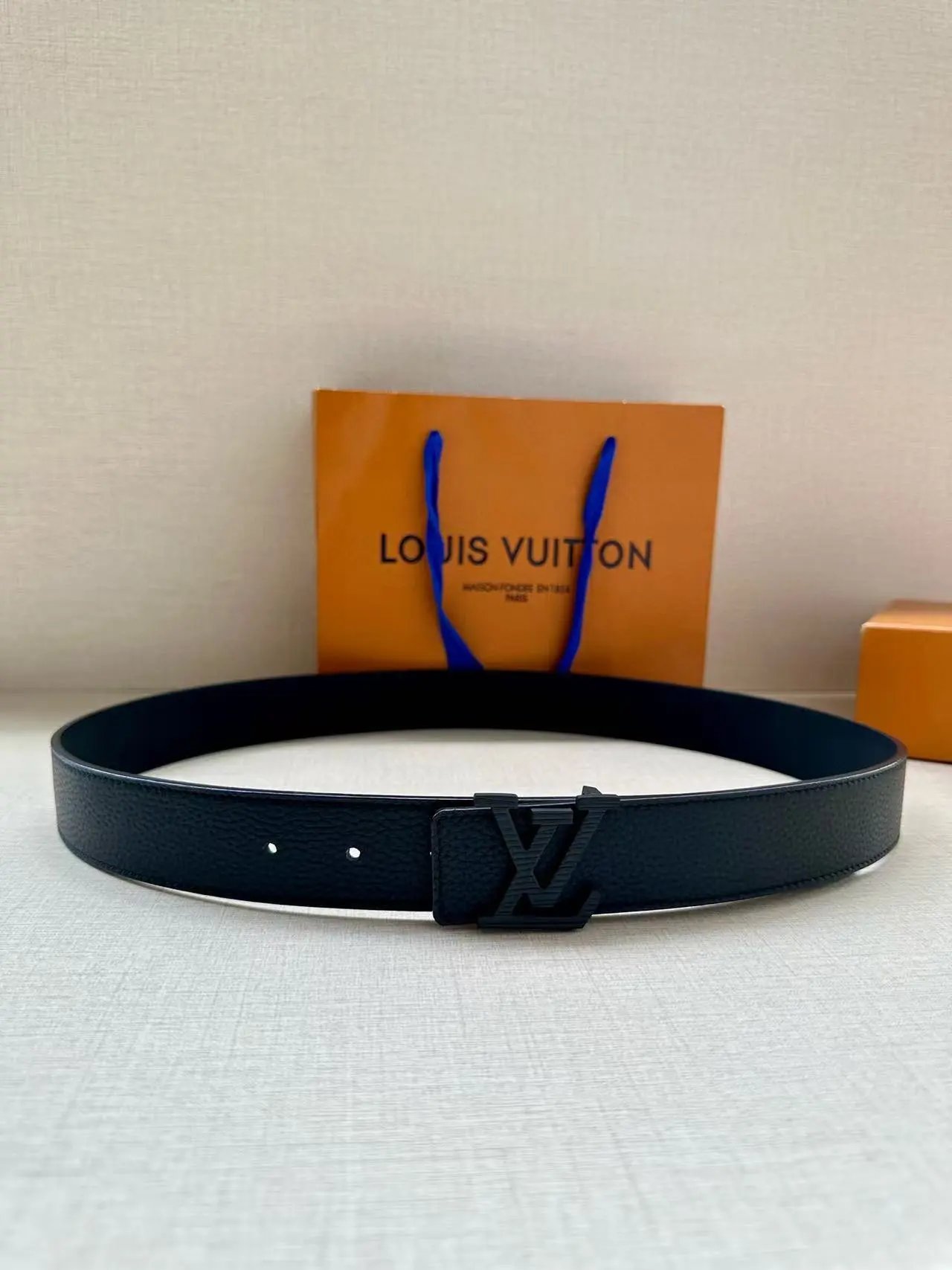  Louis Vuitton Gucci...Belt