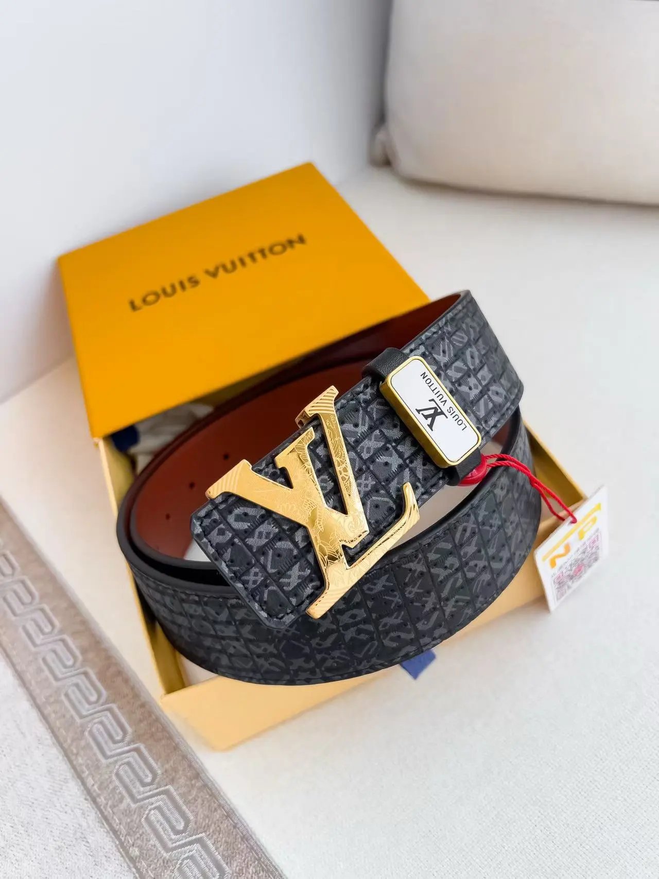  Louis Vuitton Gucci...Belt