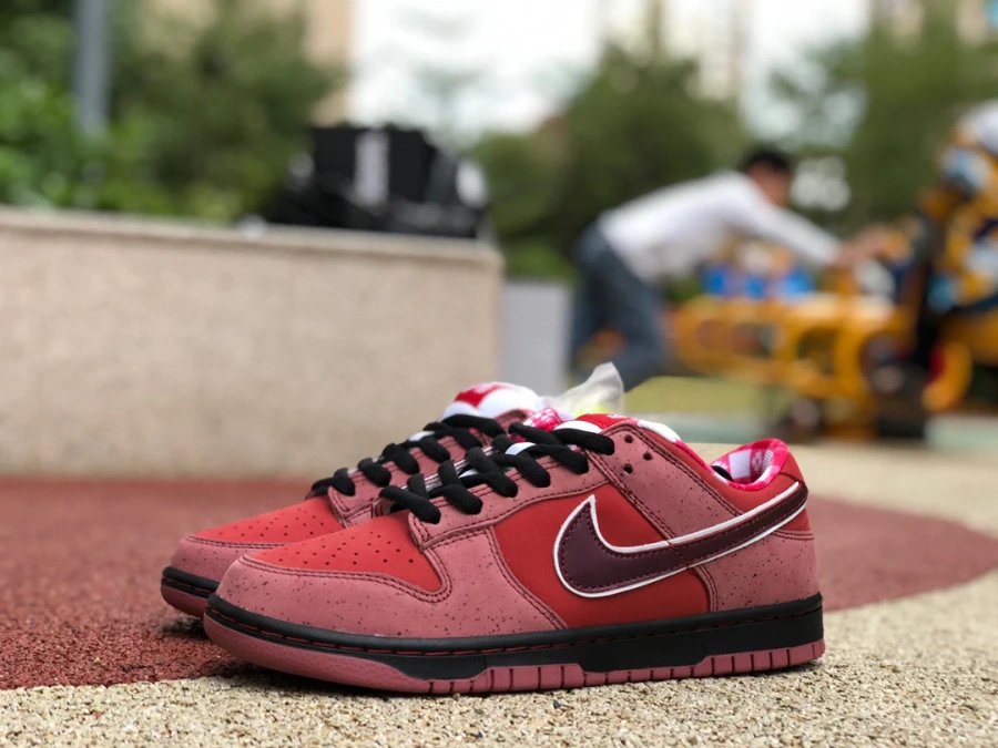 Nike SB Dunk Low