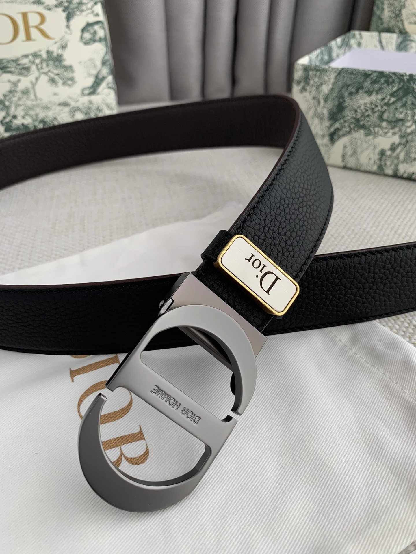 Louis Vuitton Dior...Belt