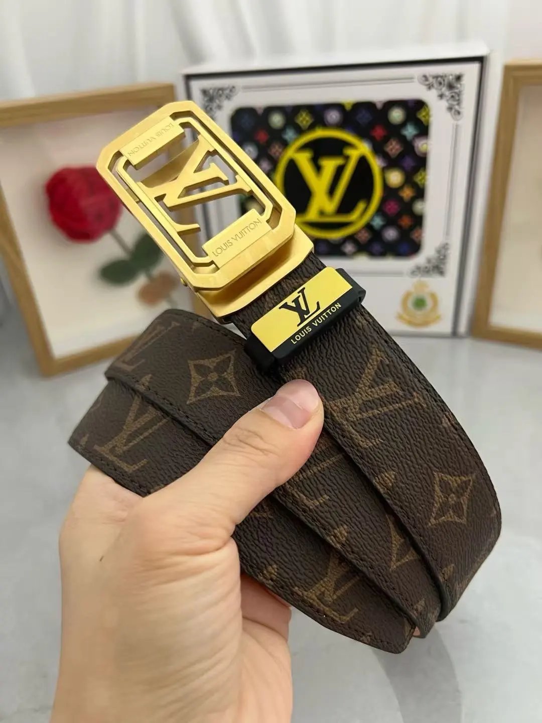  Louis Vuitton Gucci...Belt