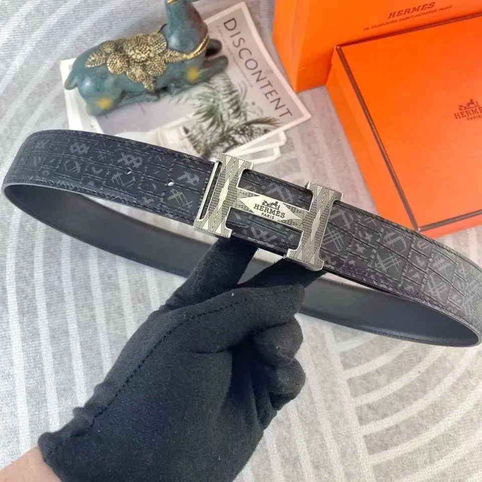  Louis Vuitton Gucci...Belt