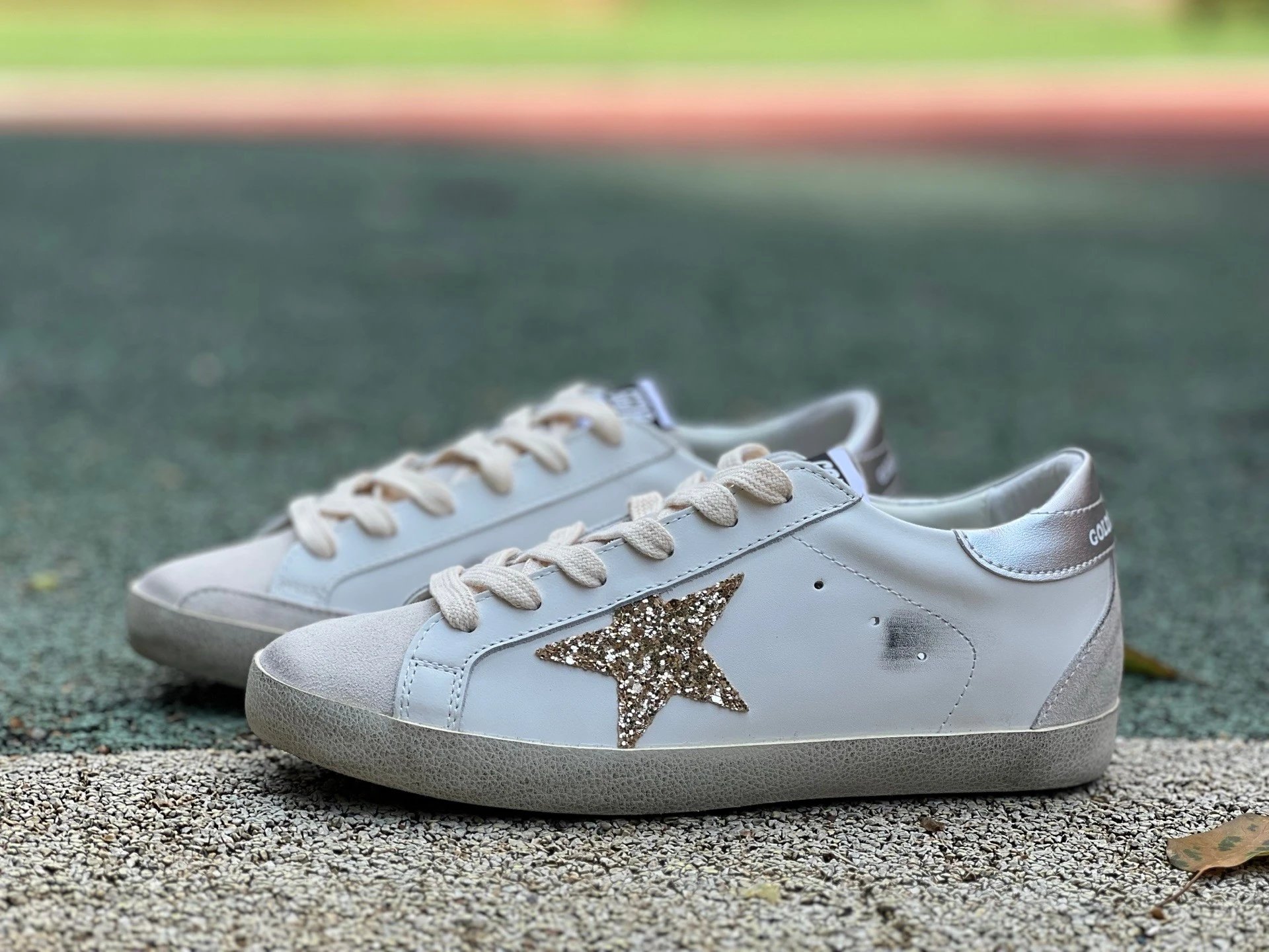 Golden Goose Super-Star