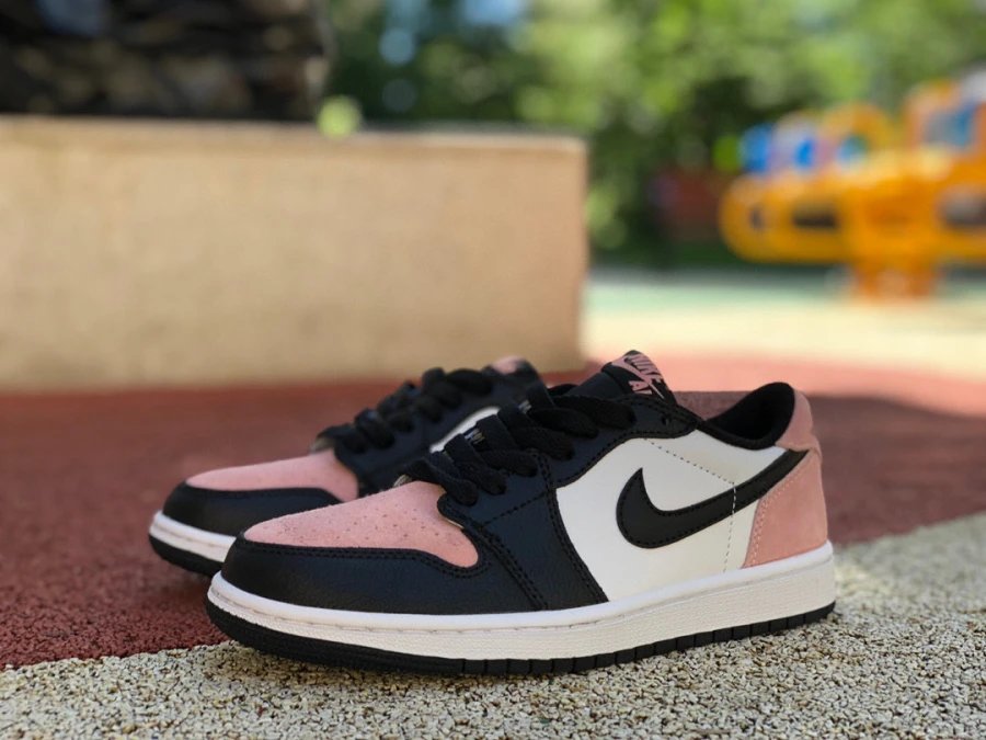 Jordan 1 Low