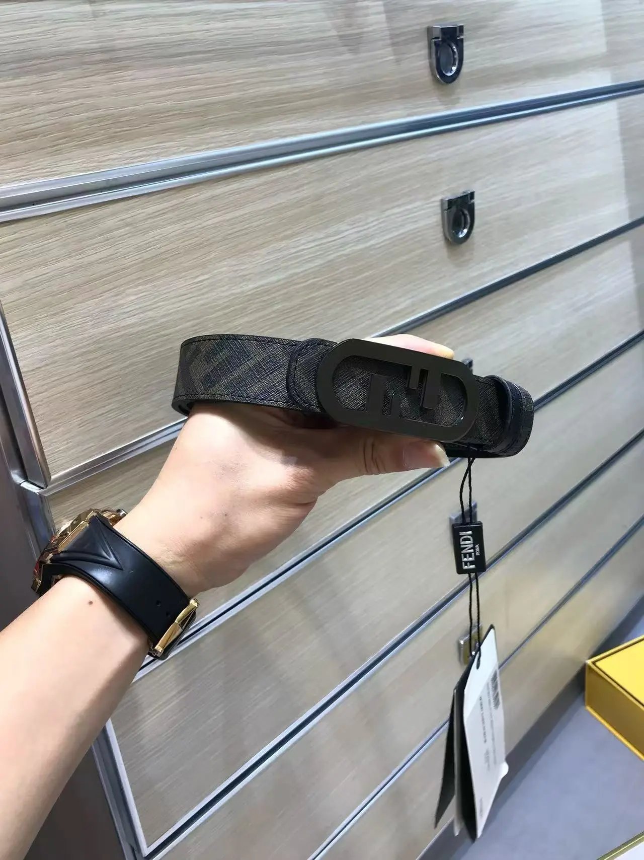  Louis Vuitton Fendi...Belt