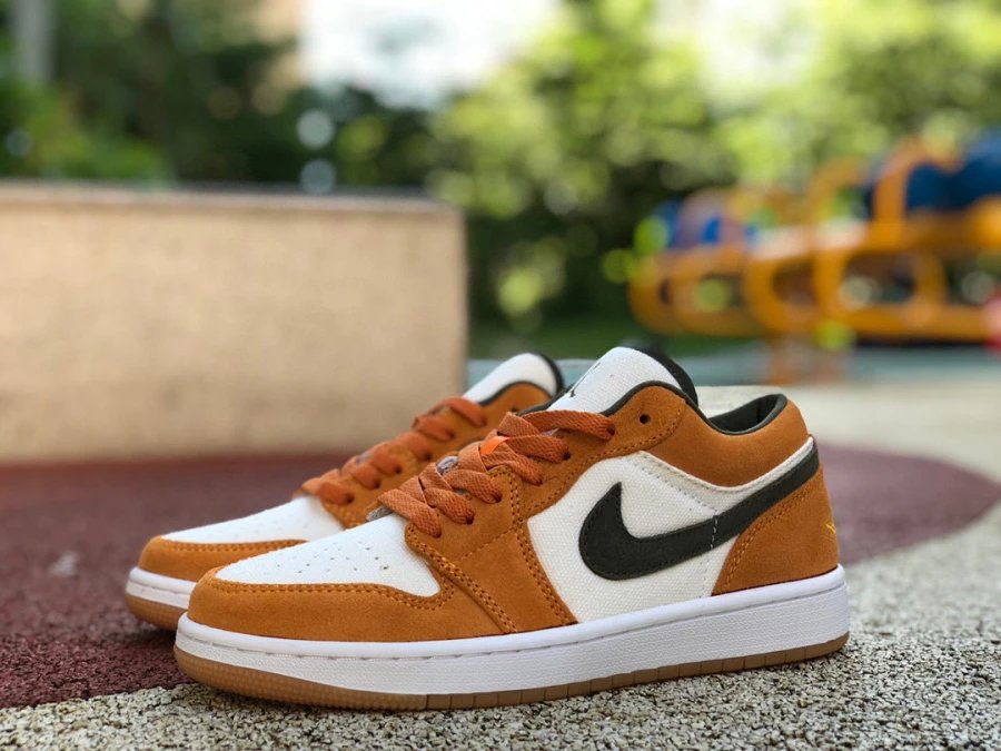 Jordan 1 Low