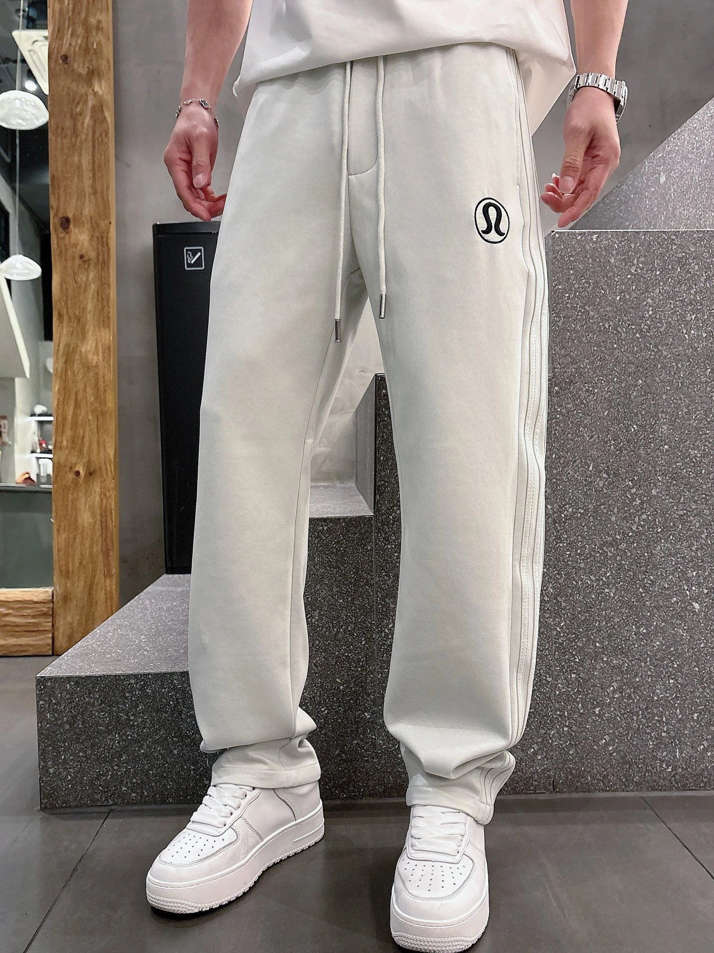 Gucci Pants