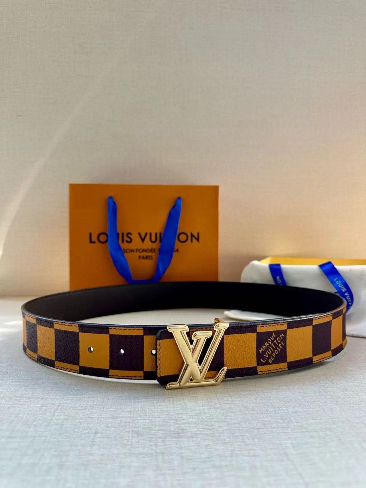 Fendi  Louis Vuitton... Belt
