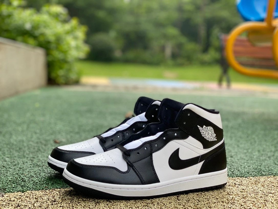 Jordan 1 Mid