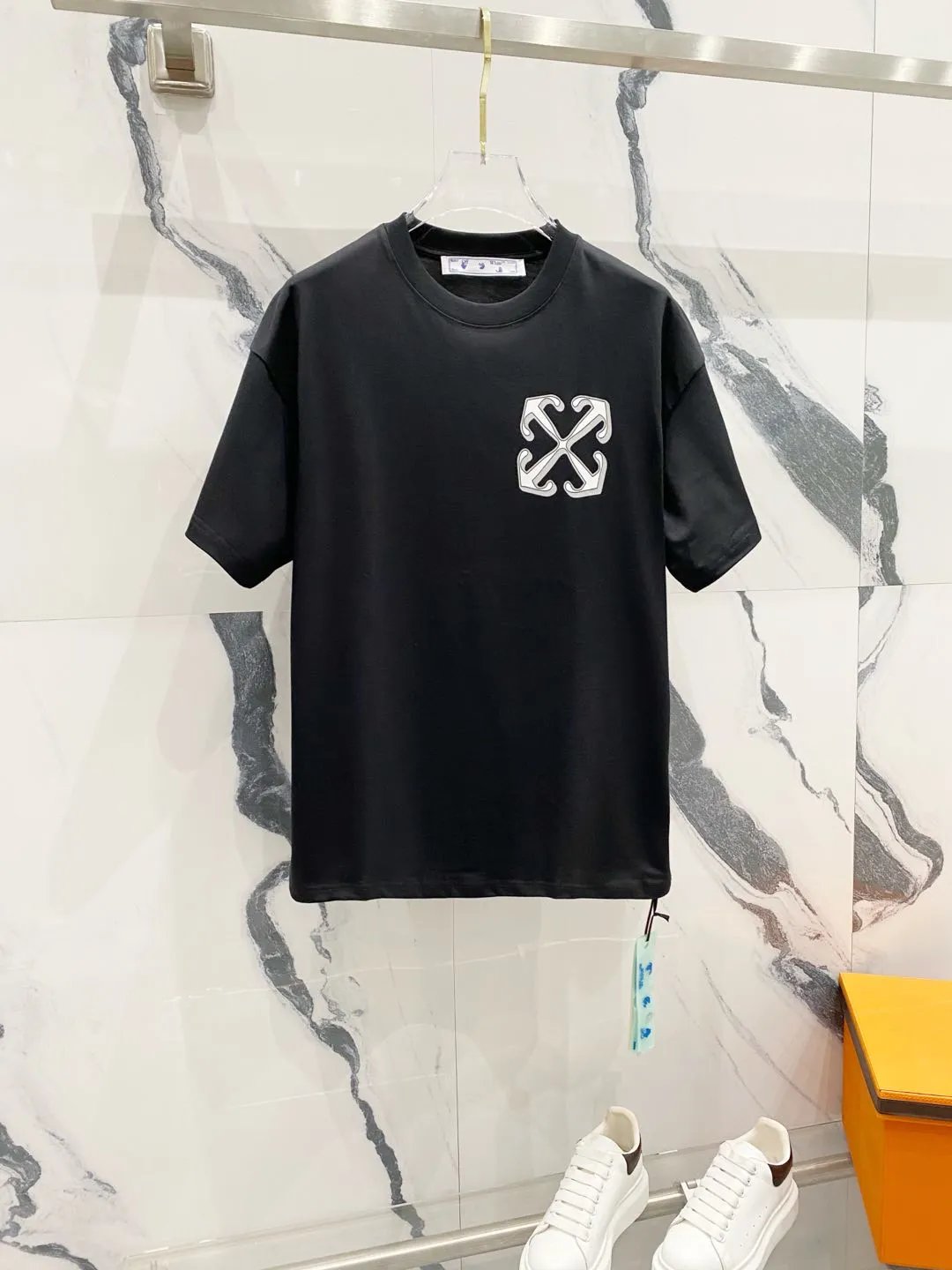  Off-White T-Shirts