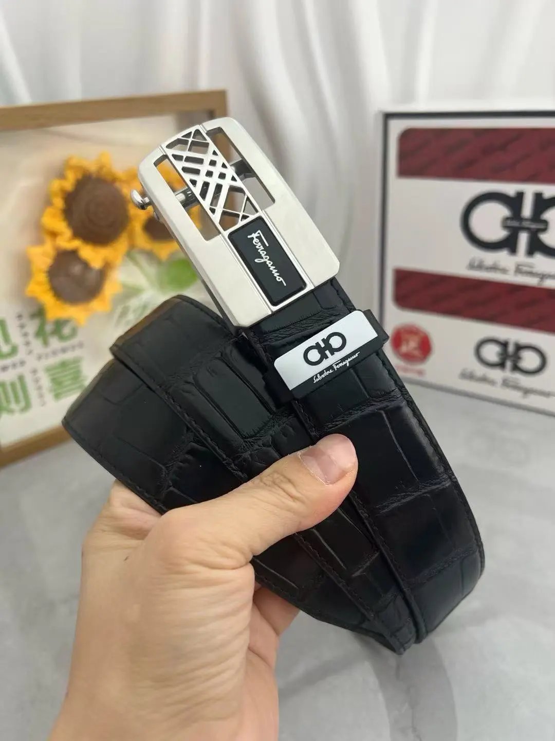  Louis Vuitton Gucci...Belt