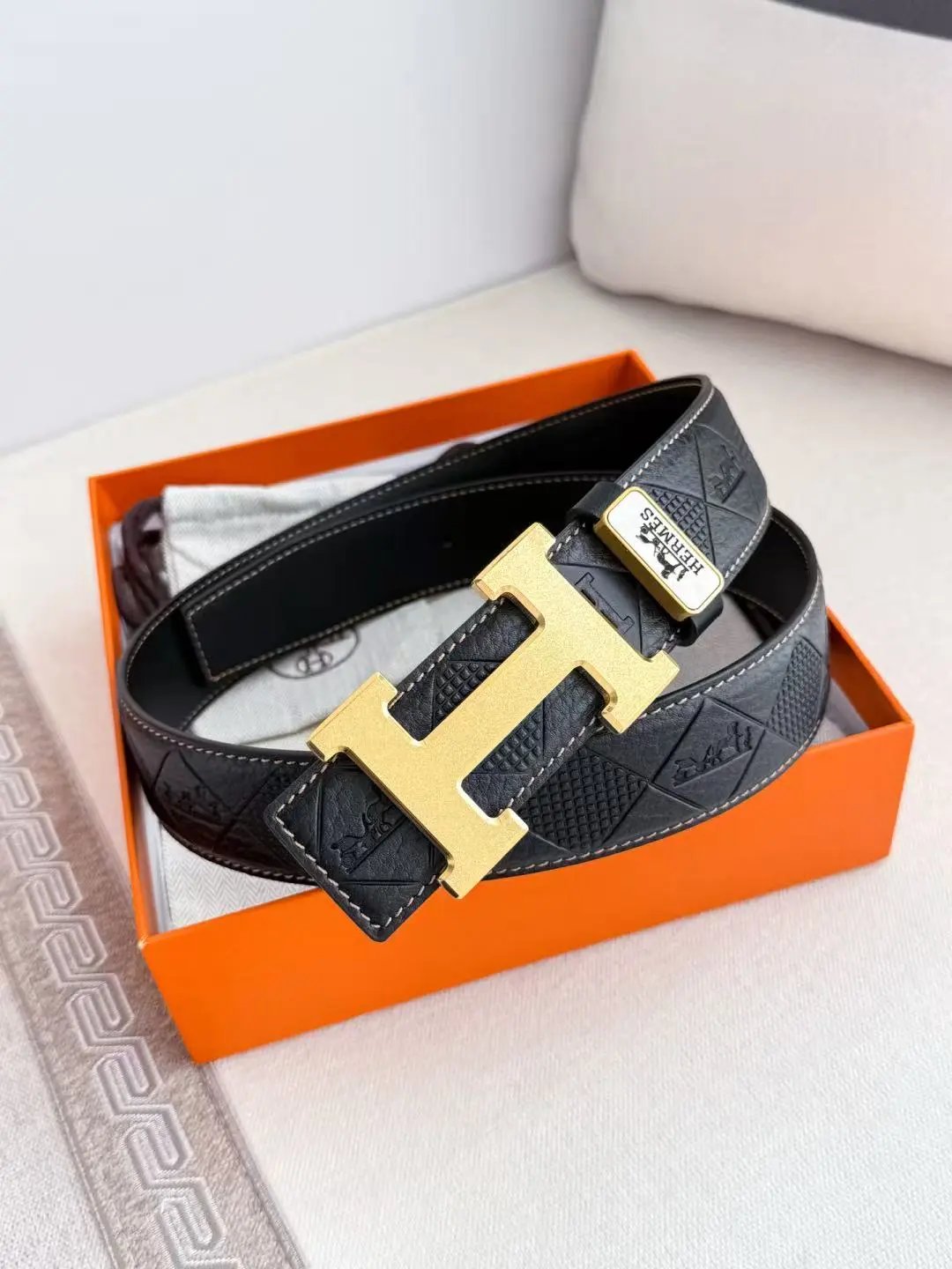  Louis Vuitton Gucci...Belt