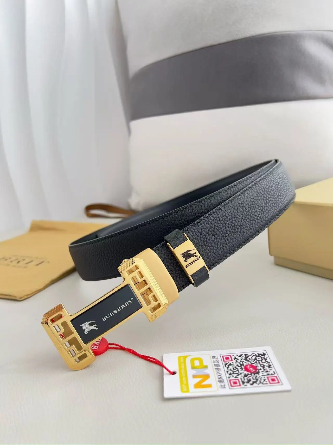  Louis Vuitton Gucci...Belt