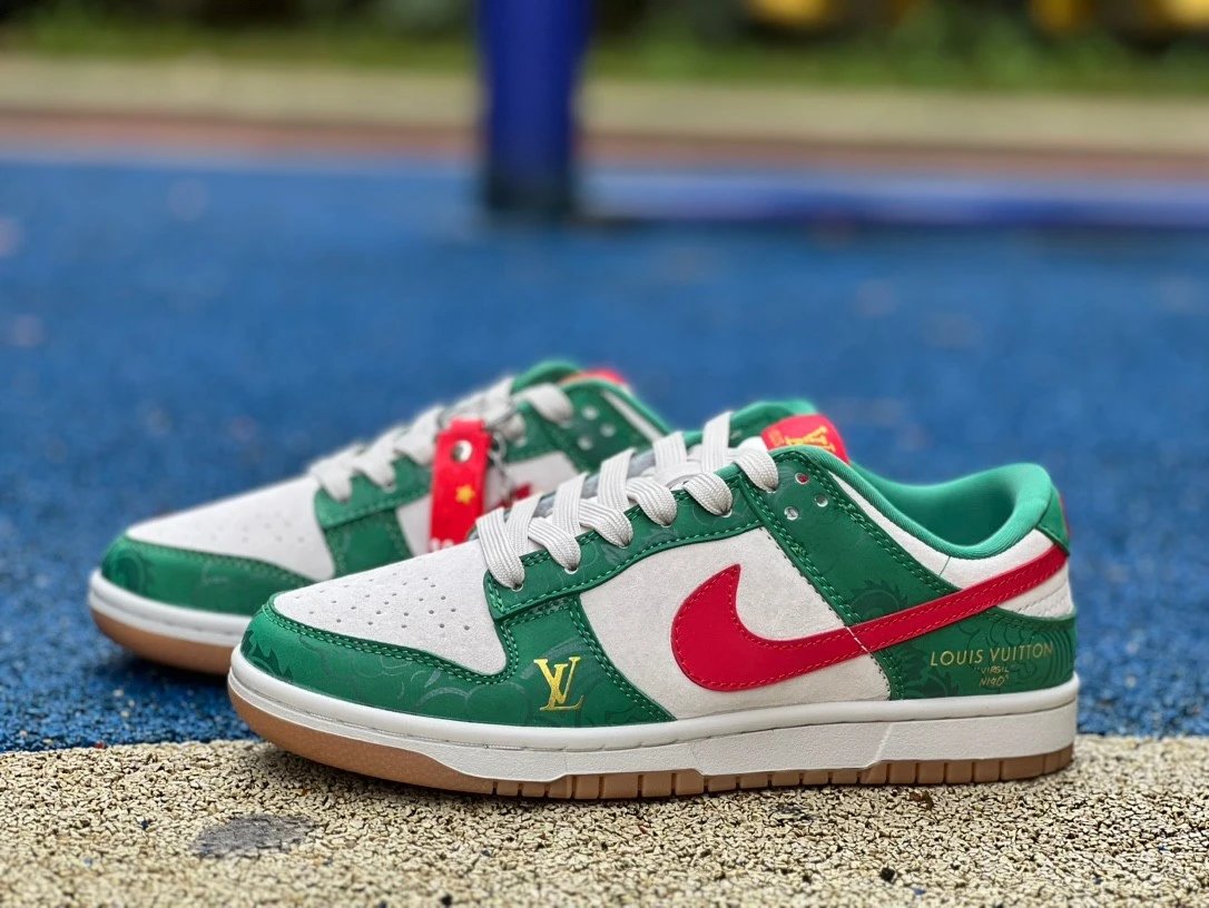 Nike Dunk Low Retro SE