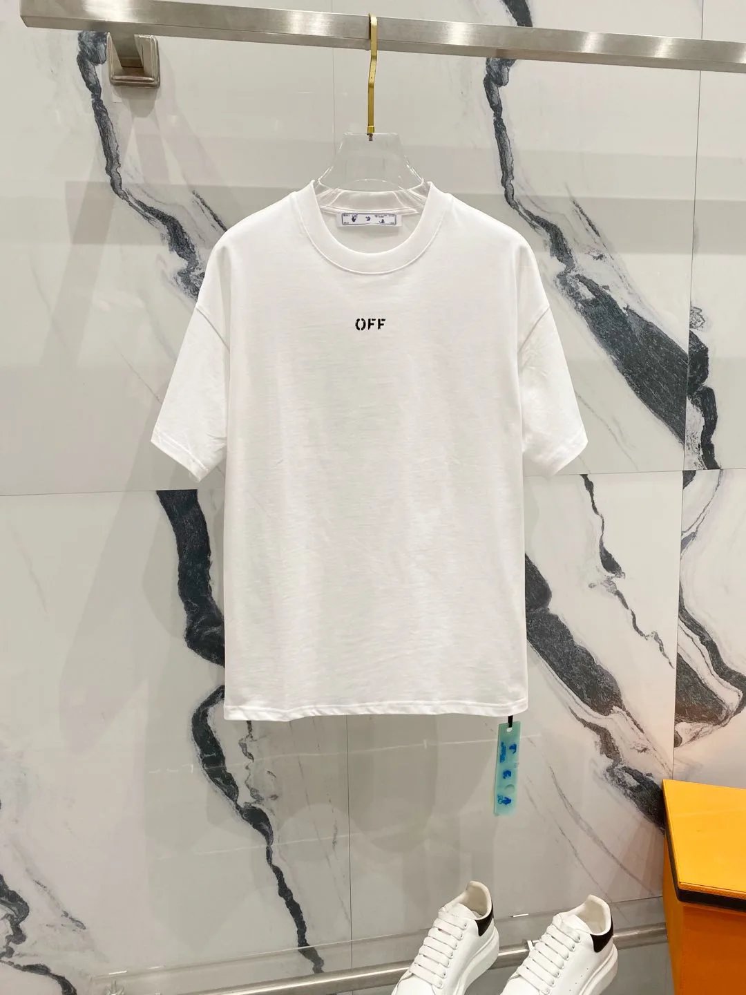  Off-White T-Shirts