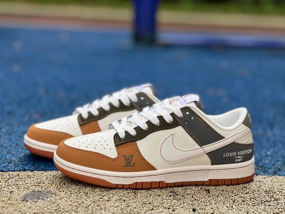 Nike Dunk Low Retro SE
