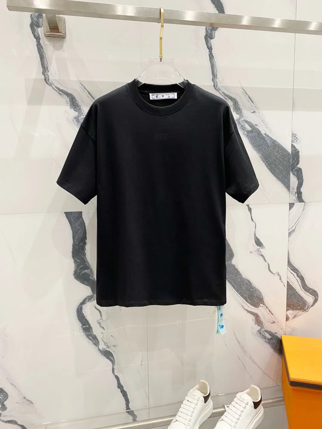  Off-White T-Shirts