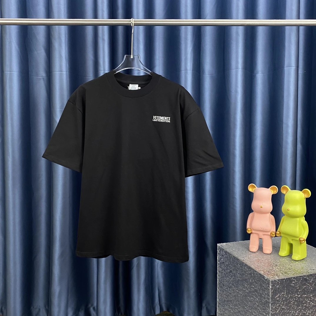 Vetements T-Shirts