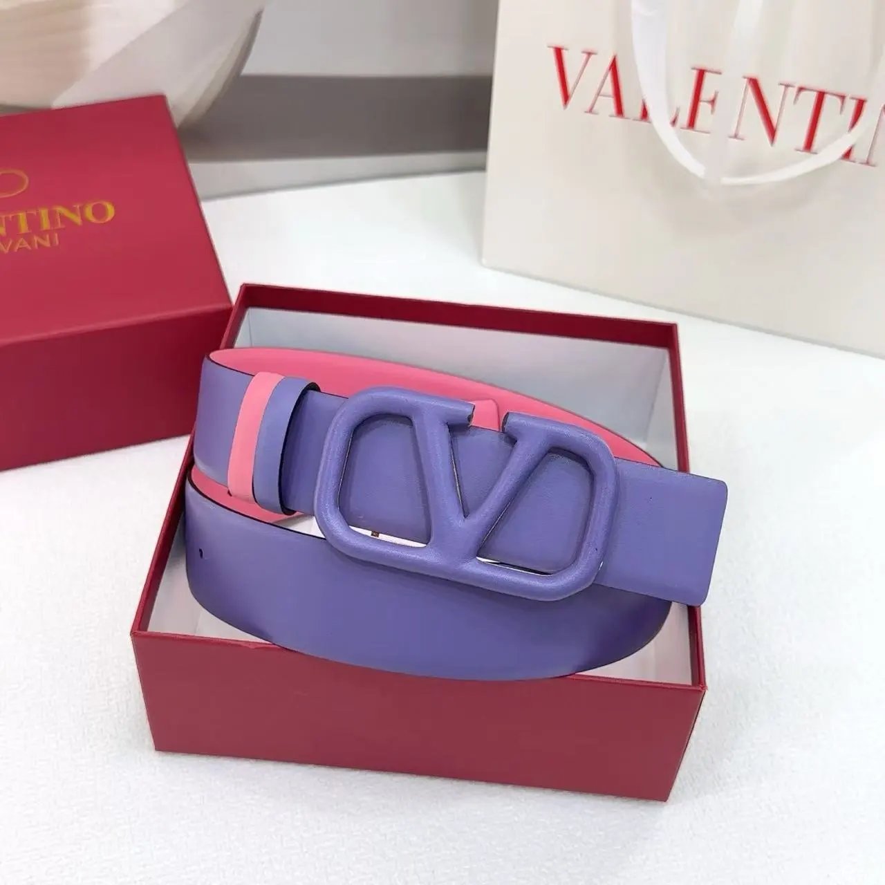 Louis Vuitton Gucci...Belt